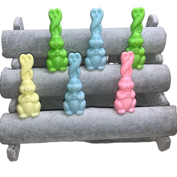 6 plastic mold long eared bunnies pastel colors cake toppers Easter - Picture 1 of 3